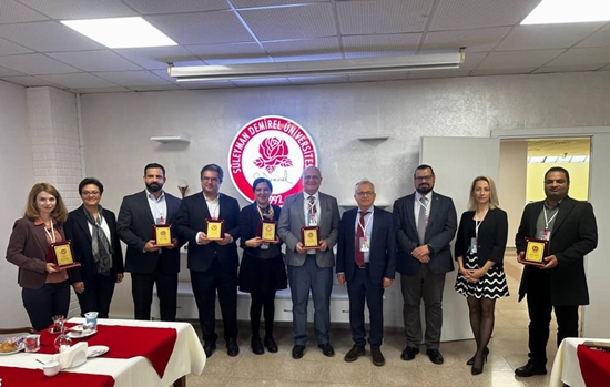 پنجمین کنگره خدمات سلامت دانشگاه سلیمان دمیرل  