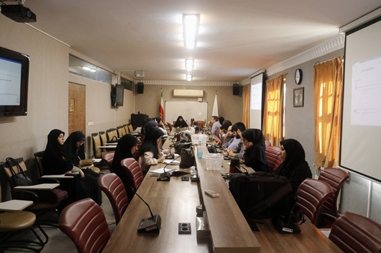 جلسه ژورنال کلاب دکتر زینب منیری 