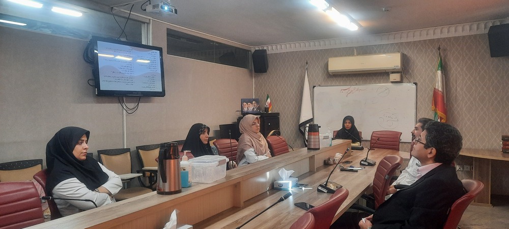 برگزاری جلسه گزارش صبحگاهی با موضوع زخم روده در دانشکده طب ایرانی